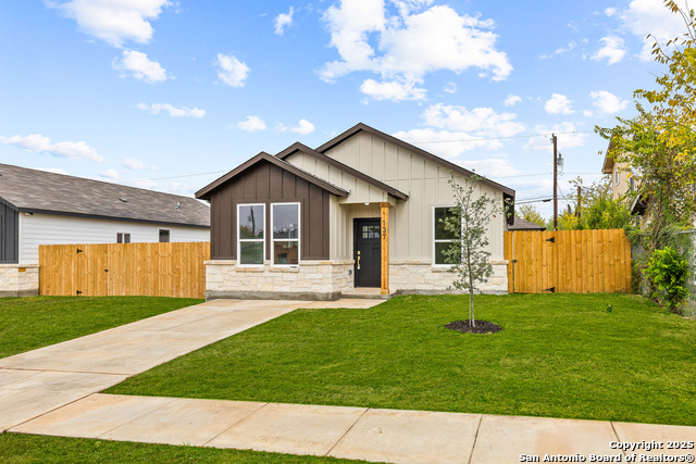 Image 2 of 28 For 137 Sligo