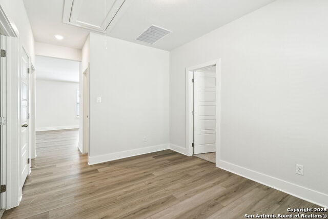 Image 15 of 25 For 25912 Marigold Oaks