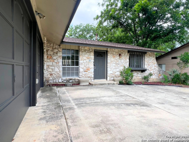 Image 3 of 27 For 7607 Old Spanish Trail