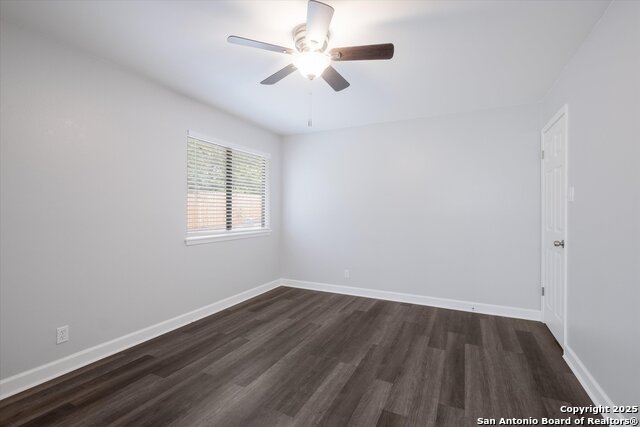 Image 15 of 24 For 6226 Cherrywest Cir