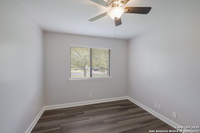 Image 18 of 24 For 6226 Cherrywest Cir