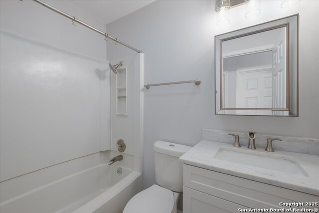 Image 19 of 24 For 6226 Cherrywest Cir