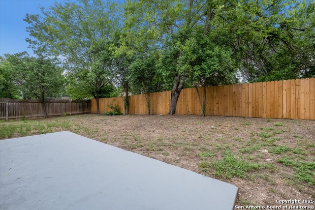 Image 21 of 24 For 6226 Cherrywest Cir