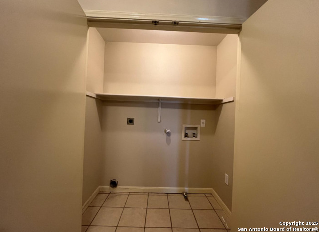 Image 10 of 30 For 10503 Hunters Pond