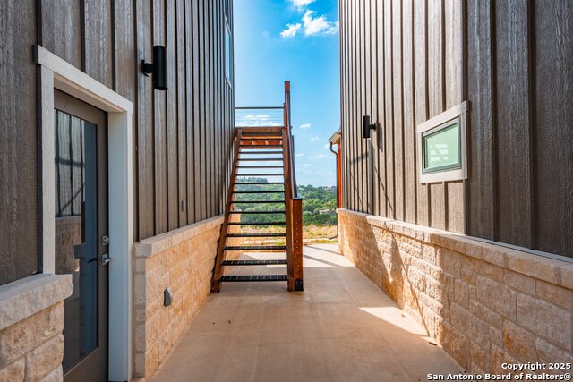 Listing photo id 20 for 119 Springwood