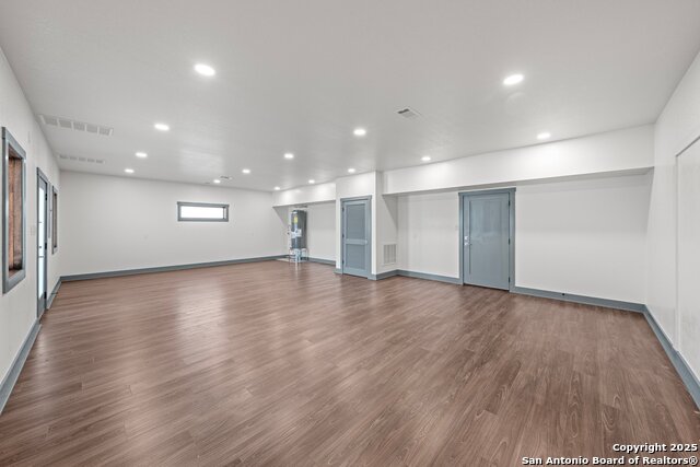 Listing photo id 6 for 119 Springwood