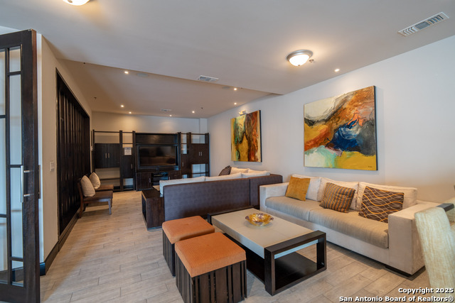 Image 18 of 24 For 17902 La Cantera  Unit