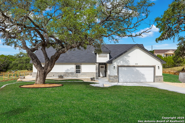 Details for 808 Heinen Road, Bandera, TX 78003