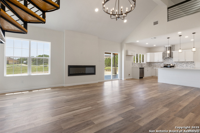 Image 18 of 49 For 808 Heinen Road