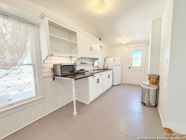 Image 4 of 12 For 401 11th  