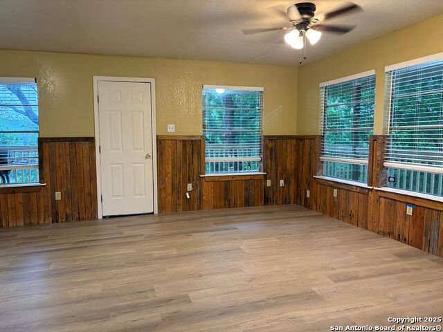 Image 4 of 8 For 163 Oakridge