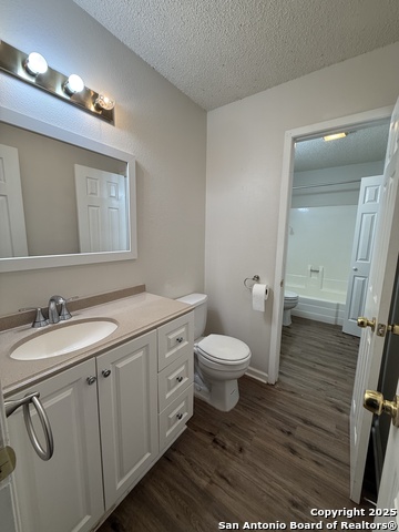 Image 25 of 25 For 9738 Meadow Dr