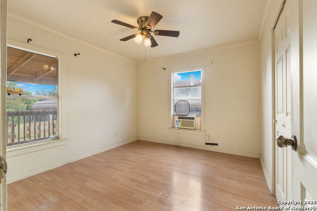 Image 16 of 26 For 2911 Lombrano