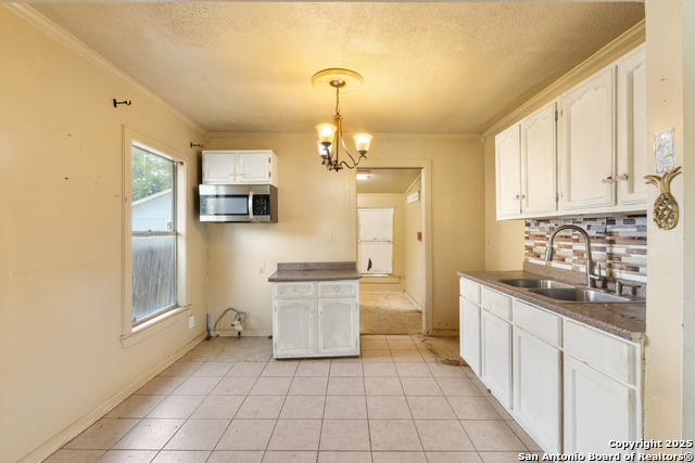 Image 7 of 26 For 2911 Lombrano