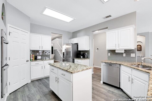 Listing photo id 10 for 2515 Rogers Cove