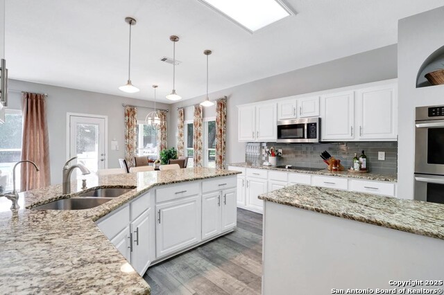 Listing photo id 13 for 2515 Rogers Cove