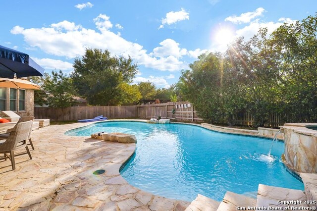 Listing photo id 35 for 2515 Rogers Cove