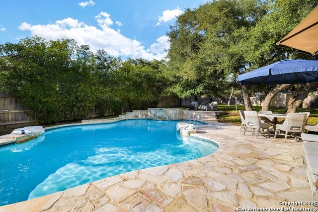 Listing photo id 37 for 2515 Rogers Cove
