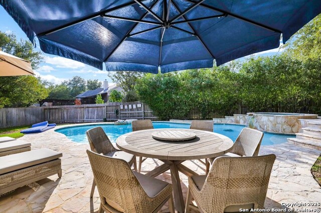 Listing photo id 42 for 2515 Rogers Cove