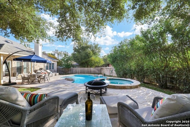 Listing photo id 44 for 2515 Rogers Cove