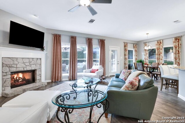 Listing photo id 4 for 2515 Rogers Cove