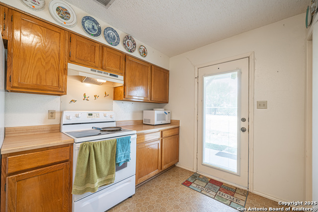 Listing photo id 20 for 8540 Real Rd