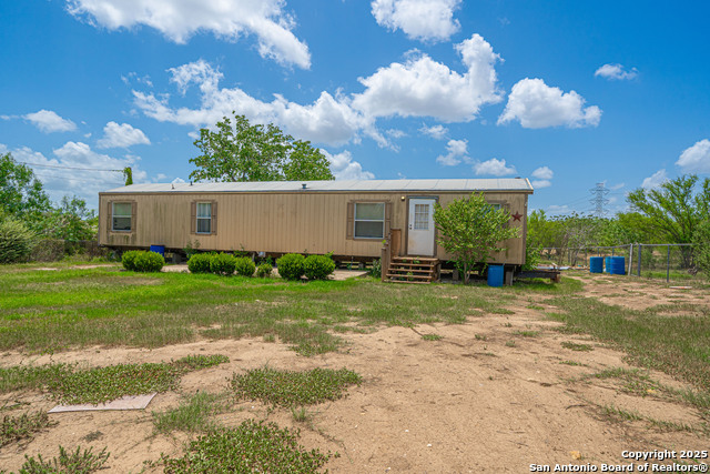 Listing photo id 34 for 8540 Real Rd