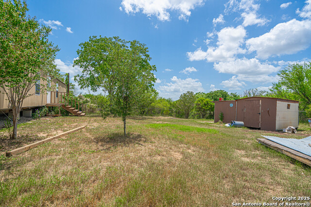 Listing photo id 39 for 8540 Real Rd