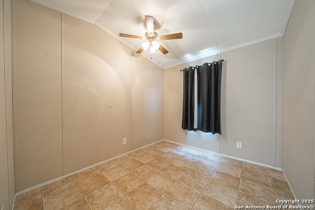 Listing photo id 46 for 8540 Real Rd