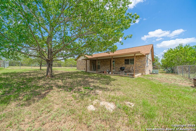 Listing photo id 7 for 8540 Real Rd