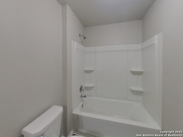 Image 8 of 15 For 8435 Amistad