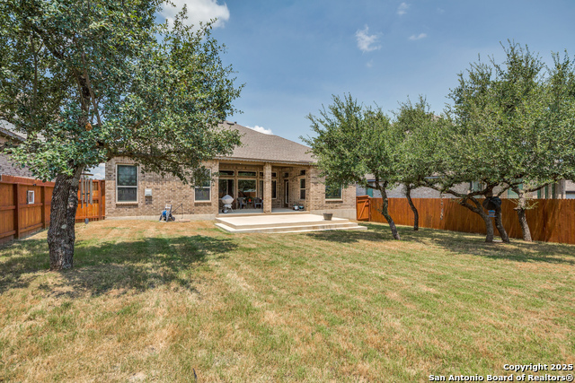 Listing photo id 22 for 8830 Shady Pond