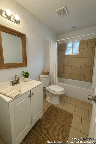 Listing photo id 16 for 1522 Elmendorf