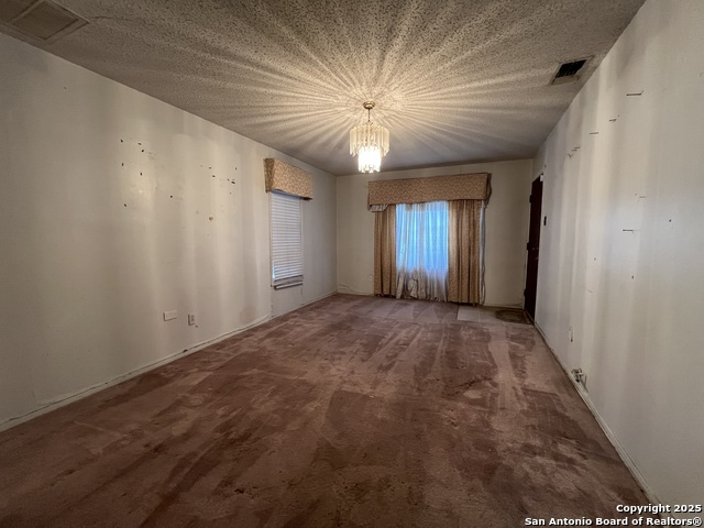Listing photo id 8 for 234 Ferris
