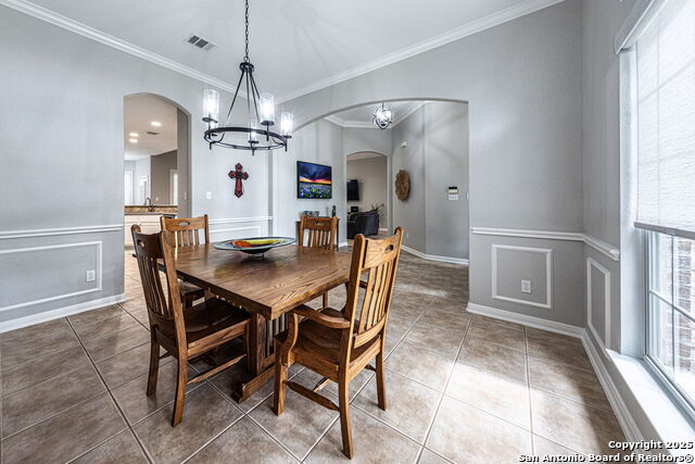 Image 11 of 70 For 4807 West Lake Oaks