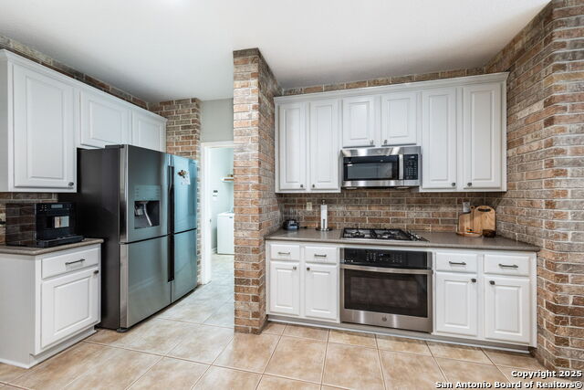 Image 13 of 70 For 4807 West Lake Oaks