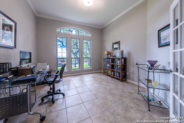 Image 20 of 70 For 4807 West Lake Oaks