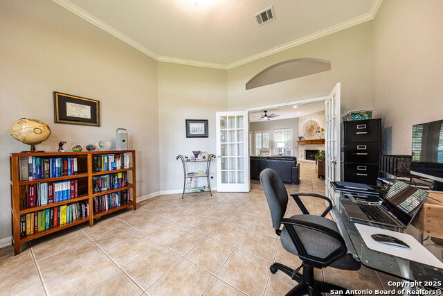 Image 22 of 70 For 4807 West Lake Oaks