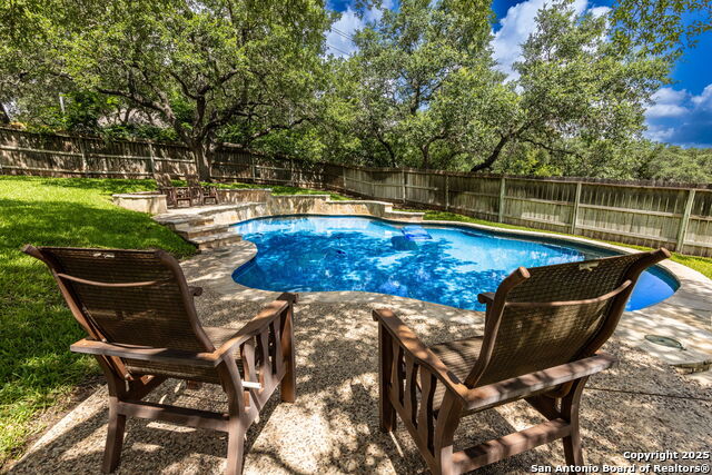 Image 3 of 70 For 4807 West Lake Oaks