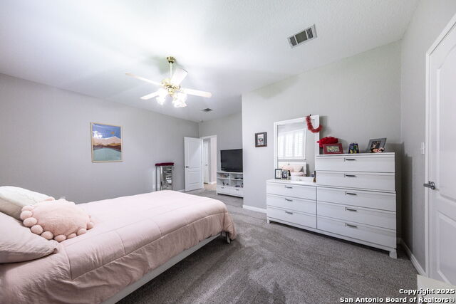 Image 38 of 70 For 4807 West Lake Oaks