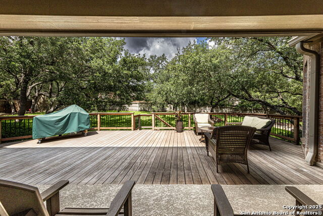 Image 46 of 70 For 4807 West Lake Oaks