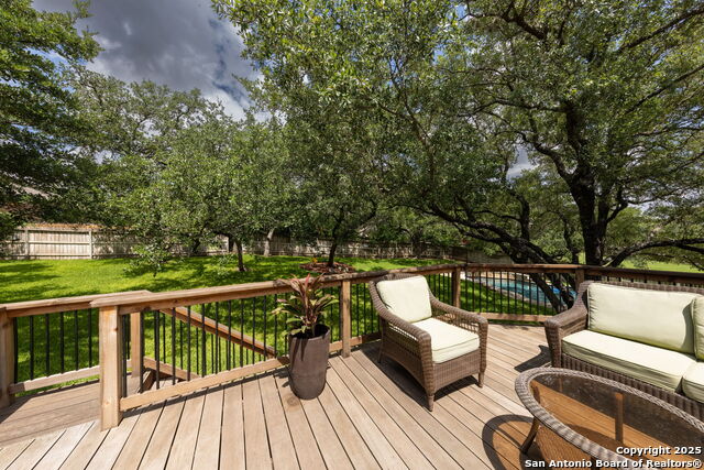 Image 48 of 70 For 4807 West Lake Oaks
