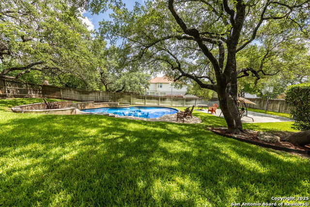 Image 53 of 70 For 4807 West Lake Oaks