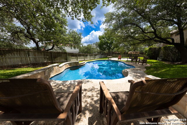 Image 55 of 70 For 4807 West Lake Oaks