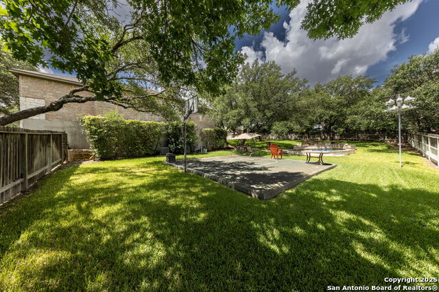 Image 56 of 70 For 4807 West Lake Oaks