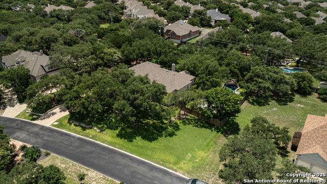 Image 65 of 70 For 4807 West Lake Oaks