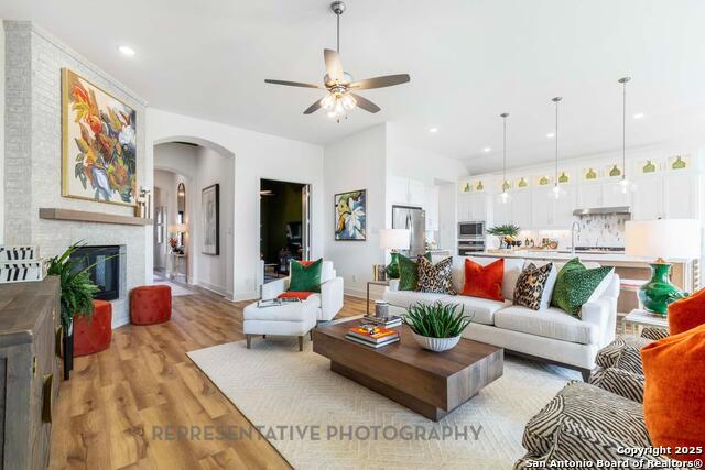 Image 14 of 40 For 205 Barton Creek