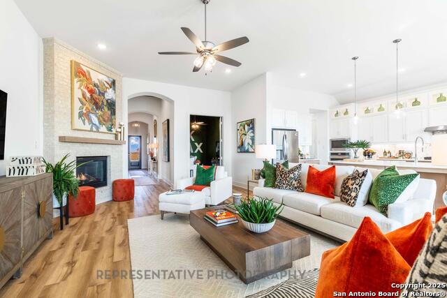 Image 16 of 40 For 205 Barton Creek