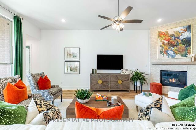 Image 3 of 40 For 205 Barton Creek