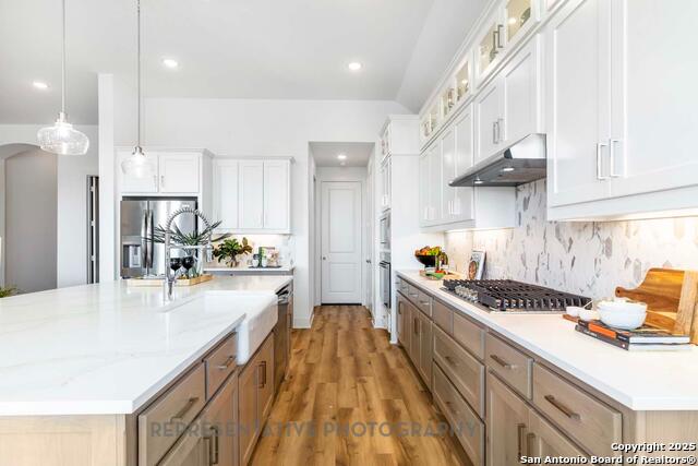 Image 7 of 40 For 205 Barton Creek